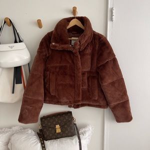 NWT Abercrombie fur coat